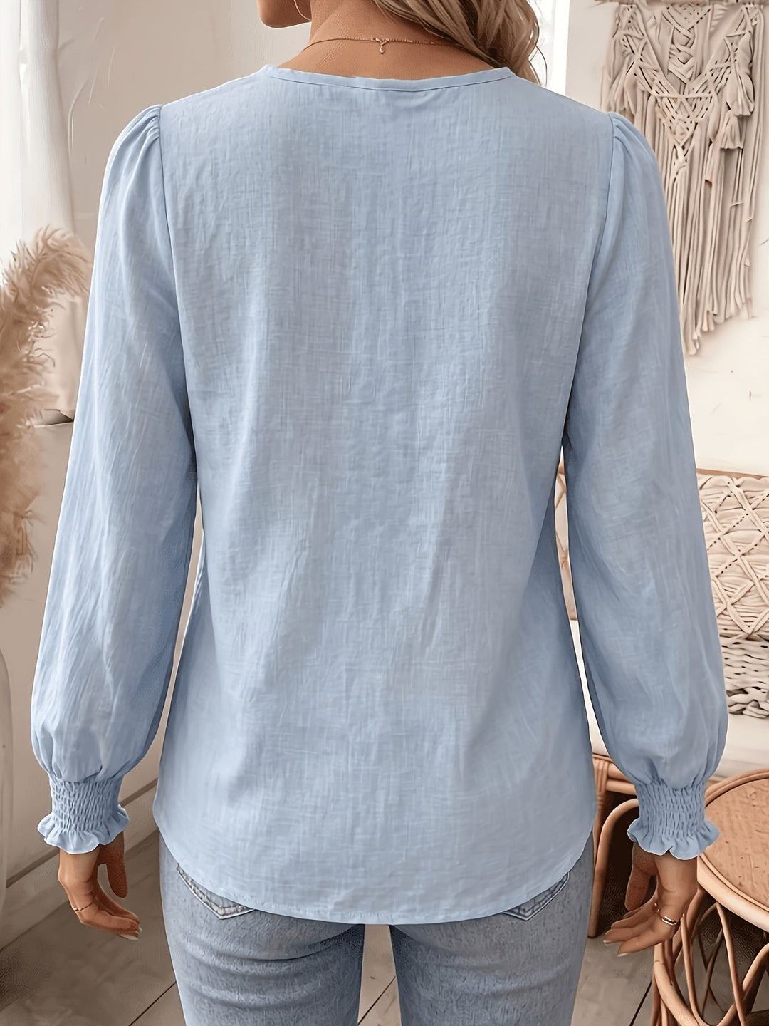 Delia | Geborduurde V-Hals Blouse