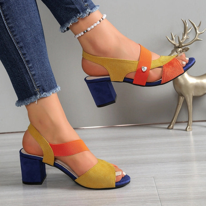 Elara | Klassieke Cross Strap Comfort Hakken
