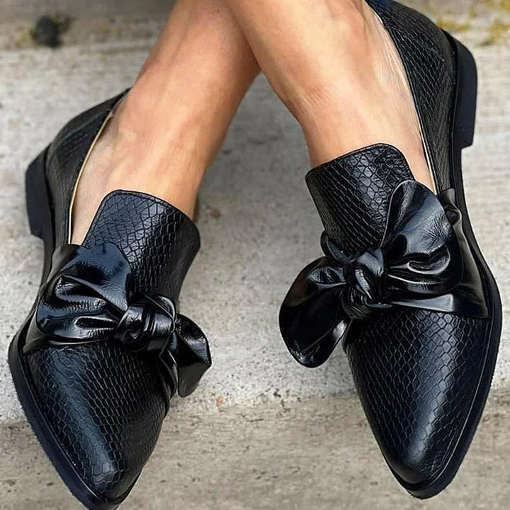 Casey | Elegante Glanzende Strik Zwarte Loafer