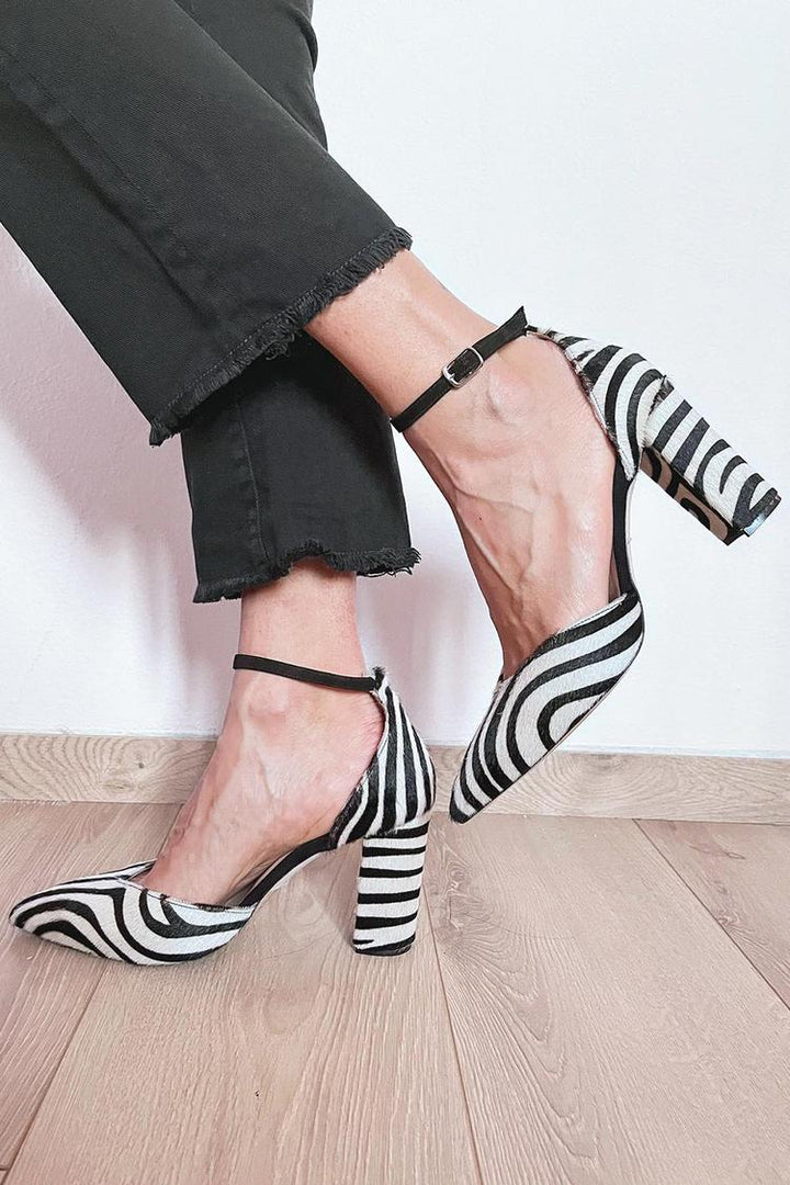 Quinn | Zebra Print Enkelschoenen met Bandje