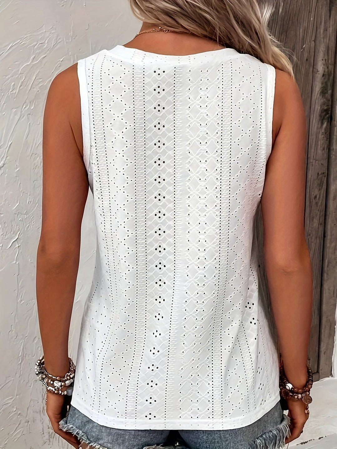 Lorna | Eyelet V-hals Tanktop