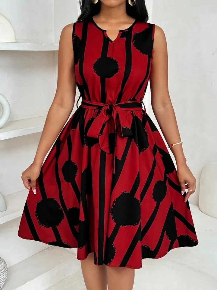 Vivienne | Elegante Geometrische Print Taille-Tie Jurk