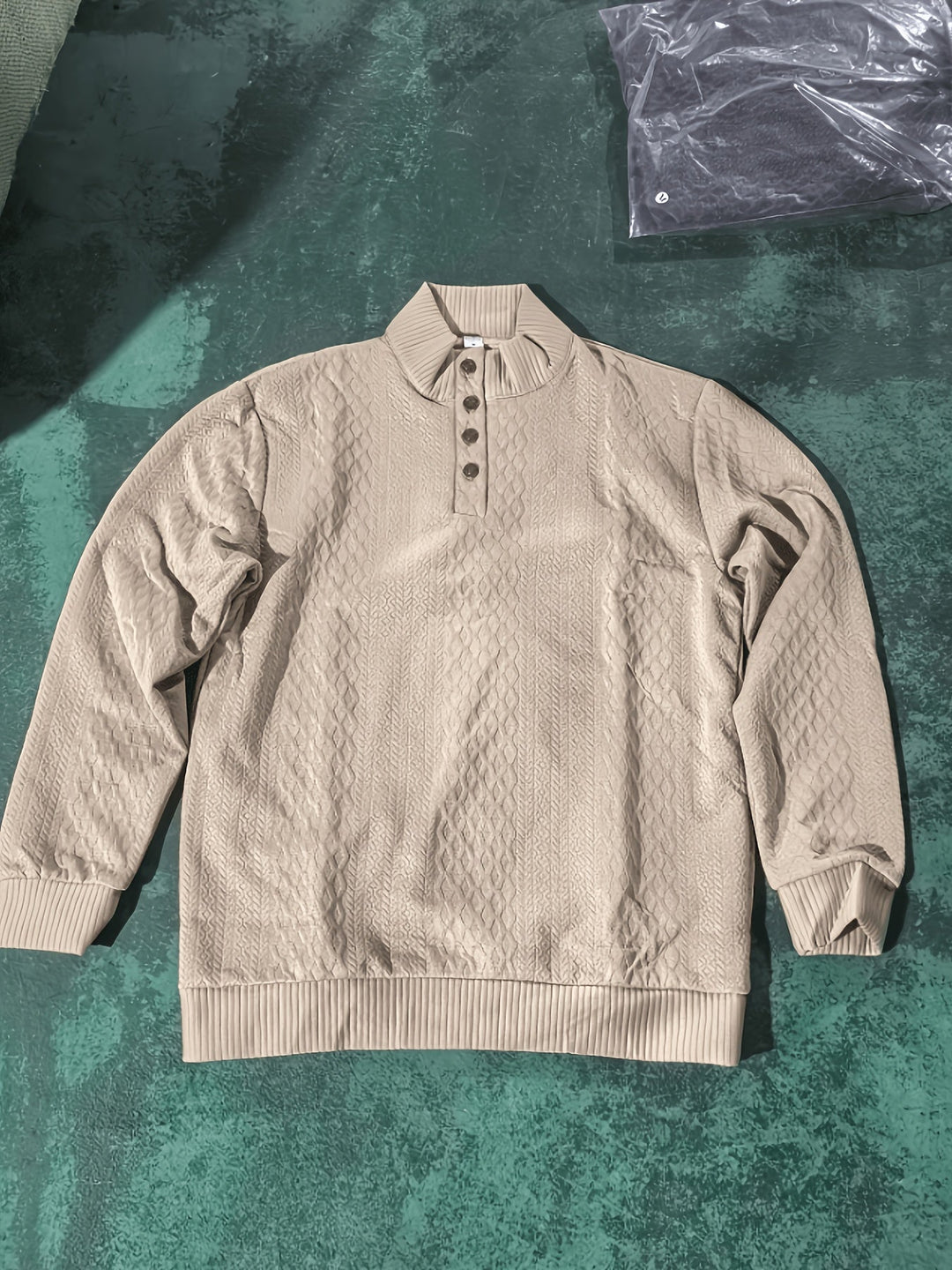 Ronan | Staande Kraag Knop Henley Trui