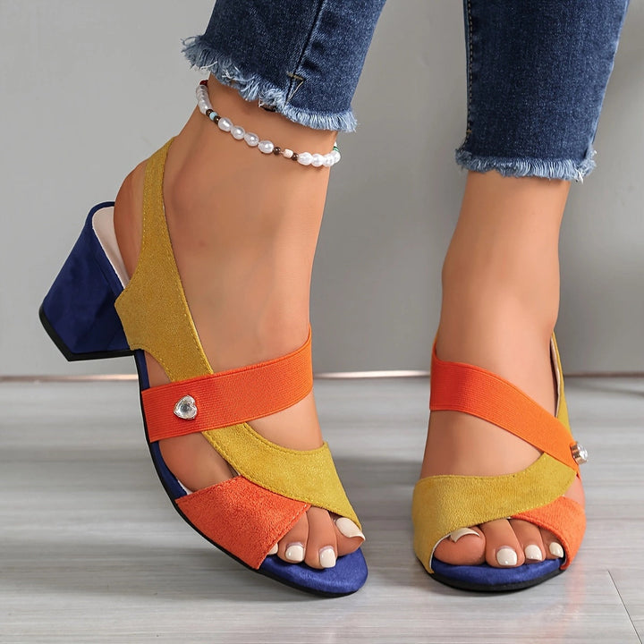 Elara | Klassieke Cross Strap Comfort Hakken