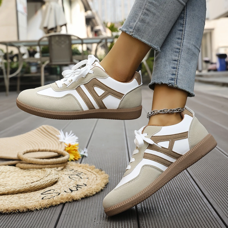 Crystal | Ondersteunende Sneakers met Brede Neus