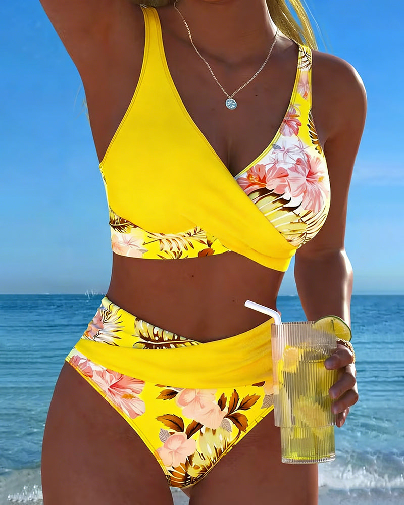 Vivienne | Bloemige Contrast Cut-Out Bikini