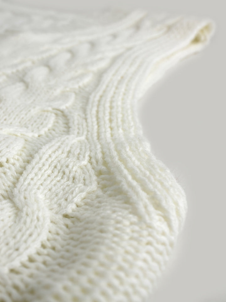 Cora | Gezellige Kabelgebreide V-Hals Sweater Vest