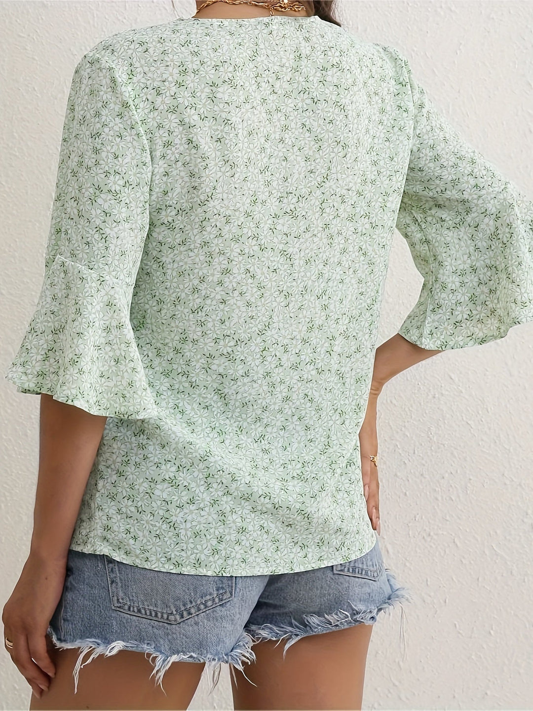 Lorraine | Bloemige Blouse met Ruffle-Mouwen