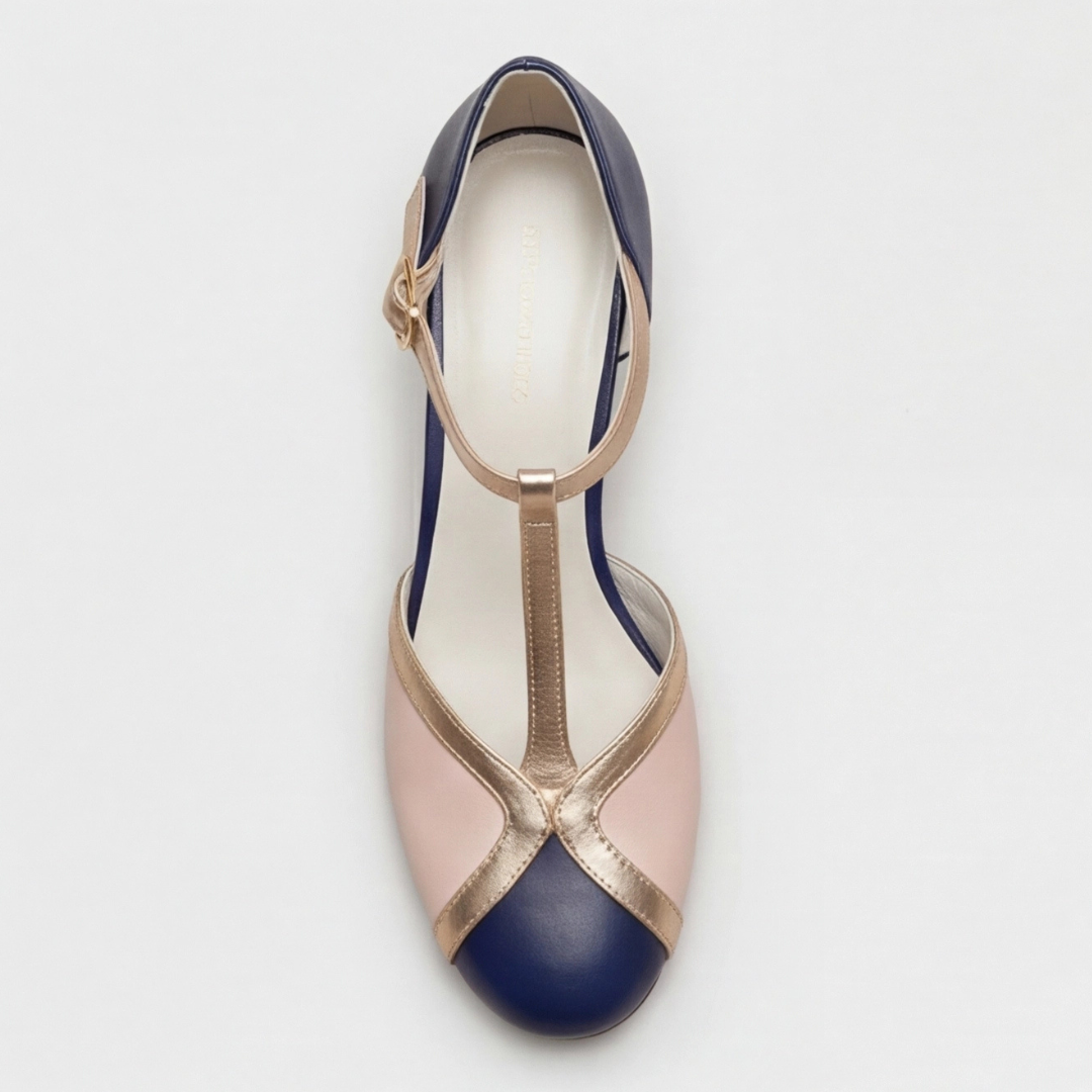 Veronica | Klassieke T-Strap Gesloten Neus Hakken