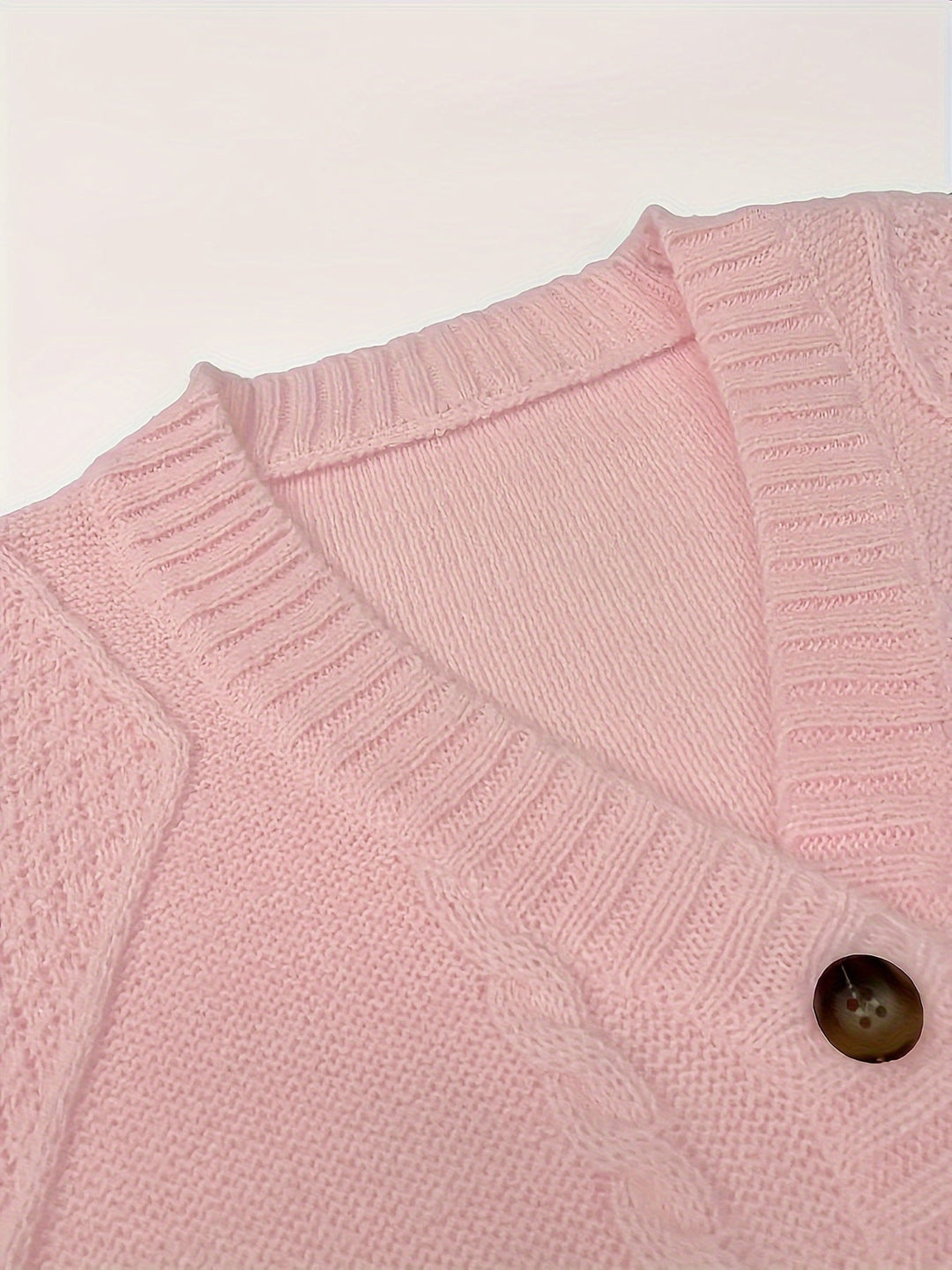Lucinda | Gezellige Kabelgebreide Knopen Cardigan