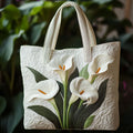 Angela | Witte Bloemige Kunst Tote Bag