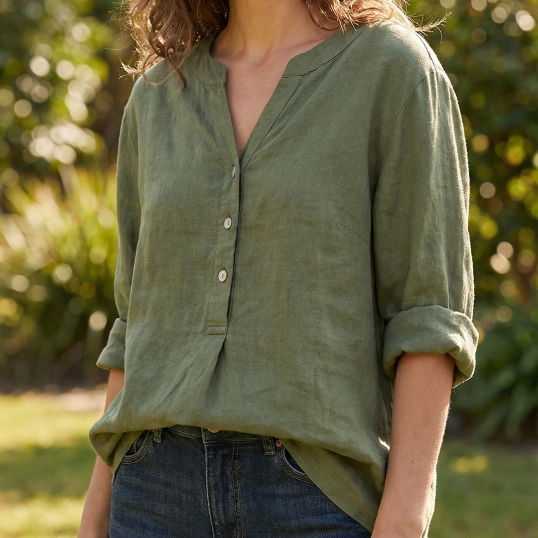 Carina | Verfijnde V-Hals Knopshirt