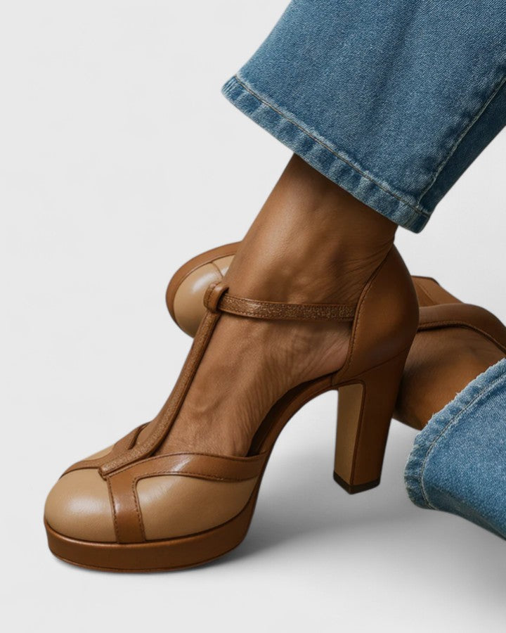Christina | Verfijnde Gesloten Teen T-Strap Hakken