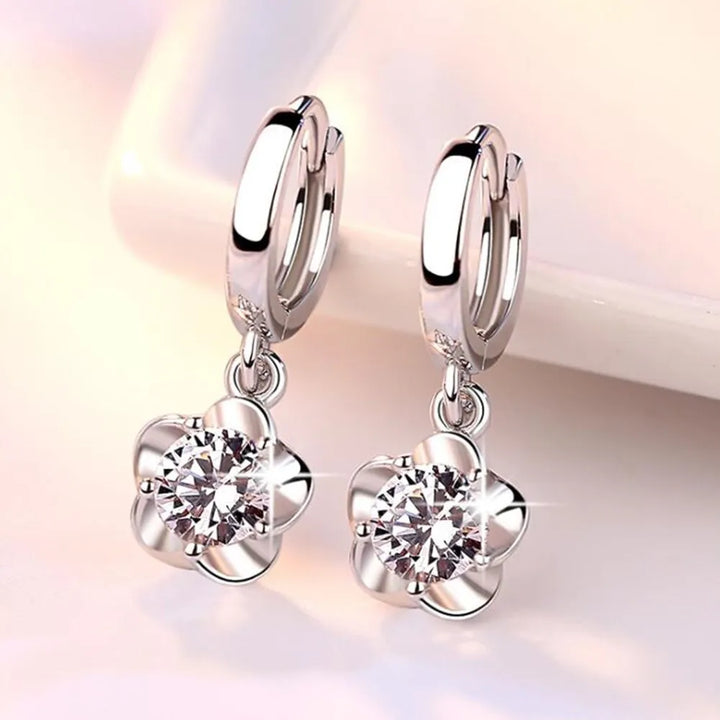 Bethany | Elegante Ronde en Witte Zirkon Oorbellen