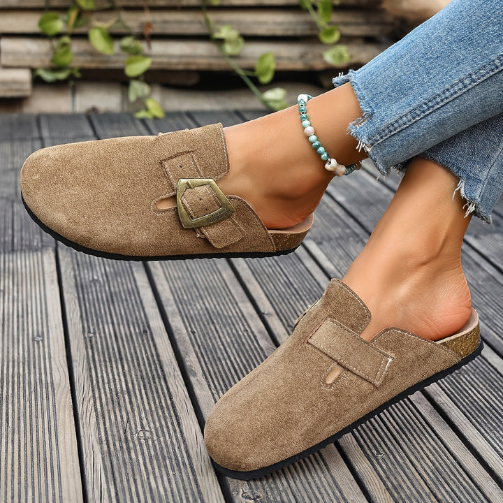 Winona | Slip-On Mules met Gespdetails