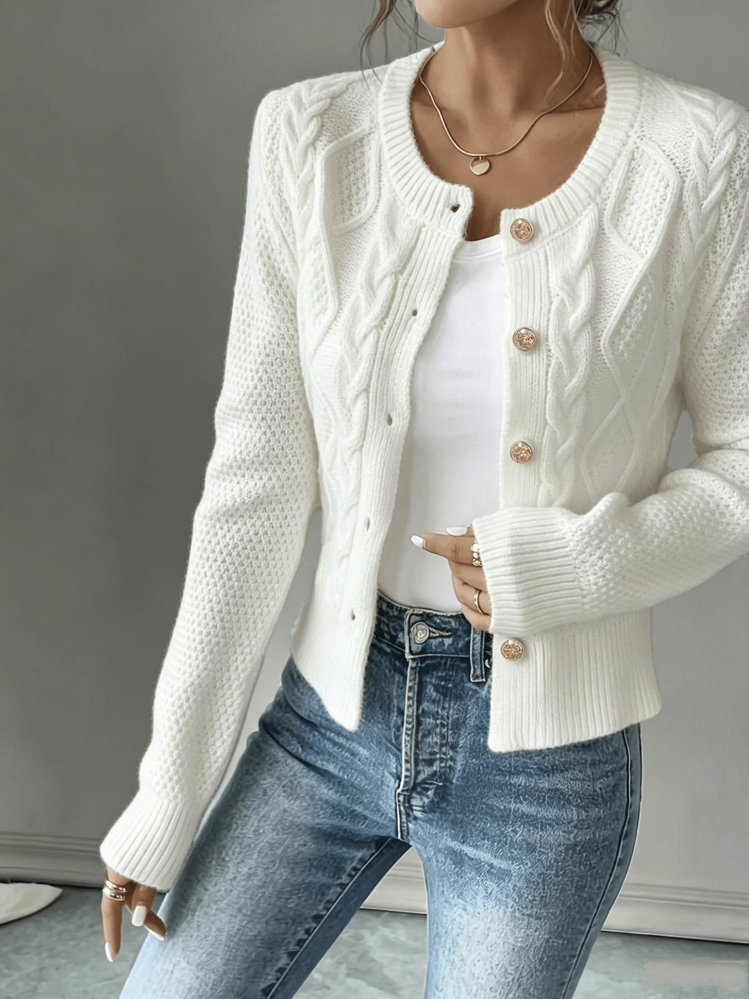 Eleanora | Kabelgebreide Knopen-Voorkant Cardigan