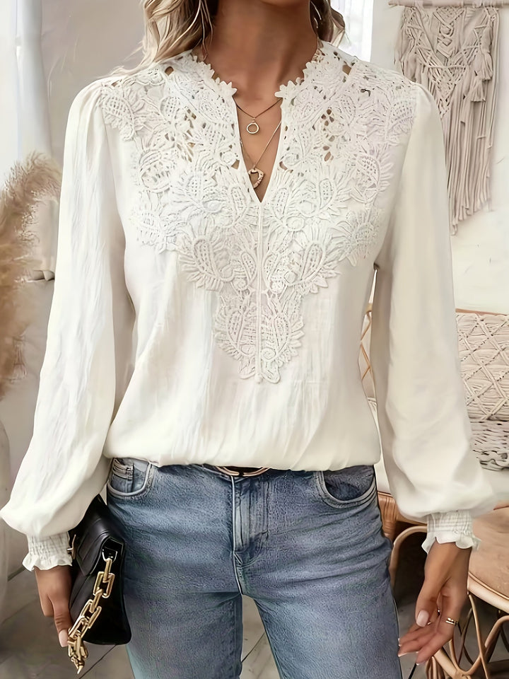 Delia | Geborduurde V-Hals Blouse