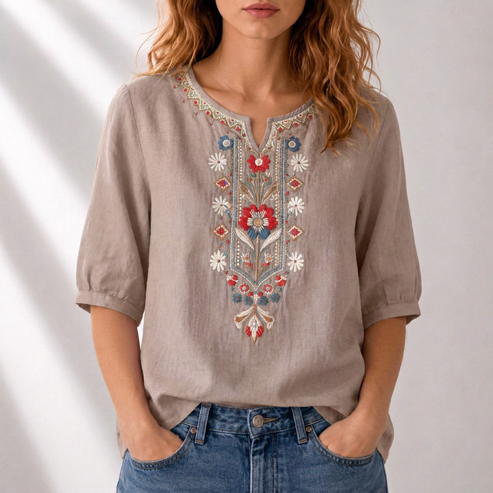 Lucia | Bloemige Geborduurde Blouse