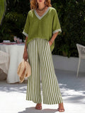 Beverly | Stijlvolle V-hals en Streep Broek Set